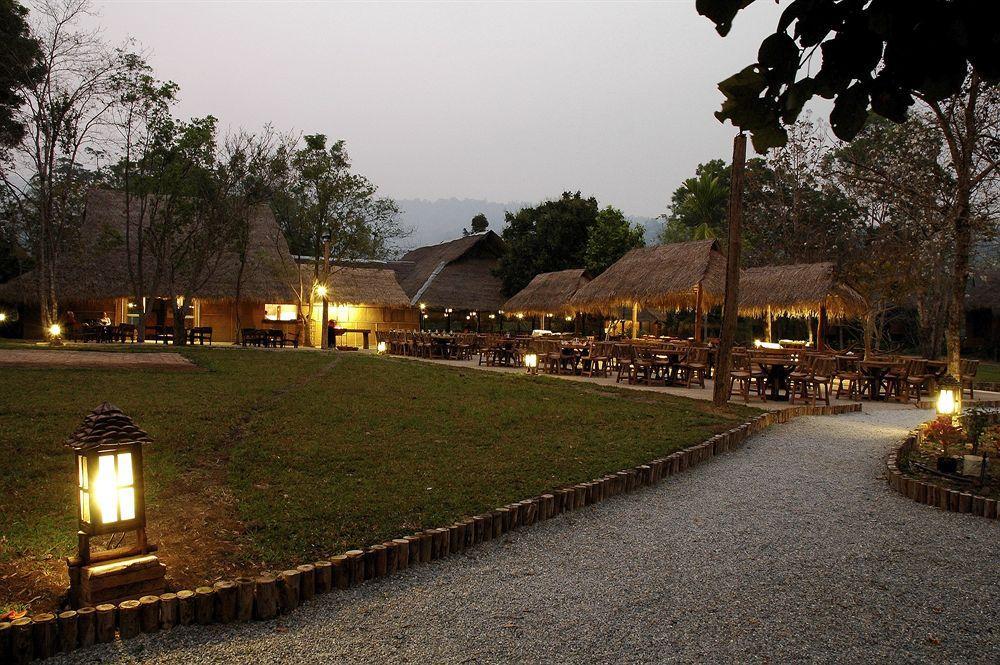 Hmong Hilltribe Lodge Mae Rim Exterior foto